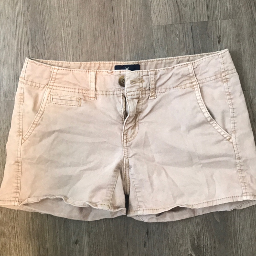 American Eagle khaki shorts